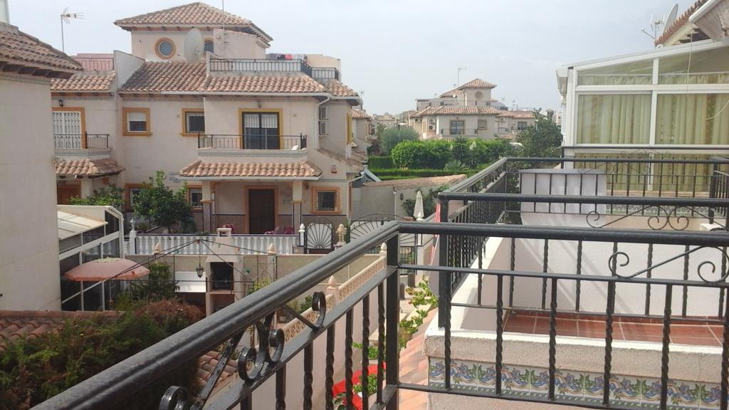 Holiday Home Torre De Pisa Torrevieja Exterior foto