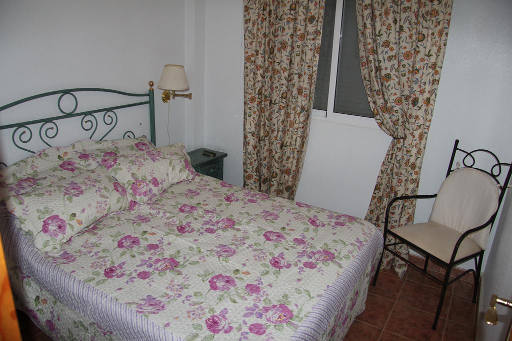 Holiday Home Torre De Pisa Torrevieja Quarto foto